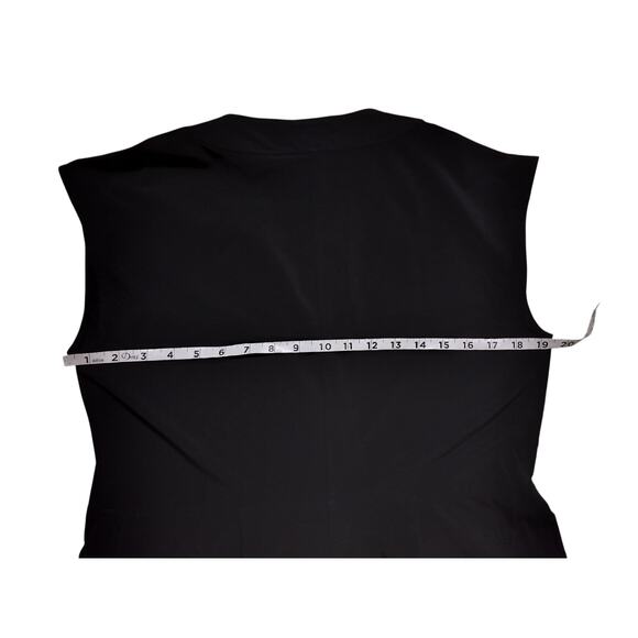 Athleta womens black Marlow V-neck cap sleeve casual romper size S - Picture 10 of 13